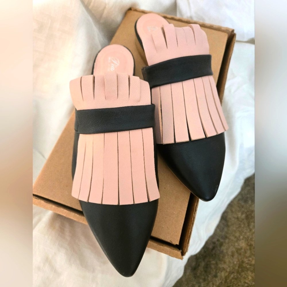 Elegant Black and Pink Women's Mules